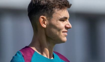 Ex-Corinthians, Moscardo é destaque em treino do Paris Saint-Germain