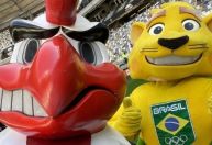 Mascotes de Atlético-MG e Time Brasil fazem campanha de olho em Paris 2024