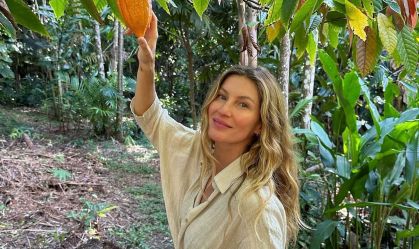 Gisele Bündchen passa férias na Bahia com a filha e mostra fotos; veja
