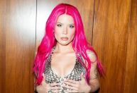 Halsey desabafa após críticas dos fãs: 