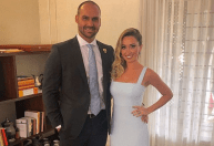 Eduardo Bolsonaro diz que esposa teve contas bloqueadas pelo STF