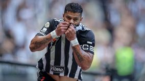 Hulk comemora gol na vitória do Galo sobre o Vasco na Arena MRV