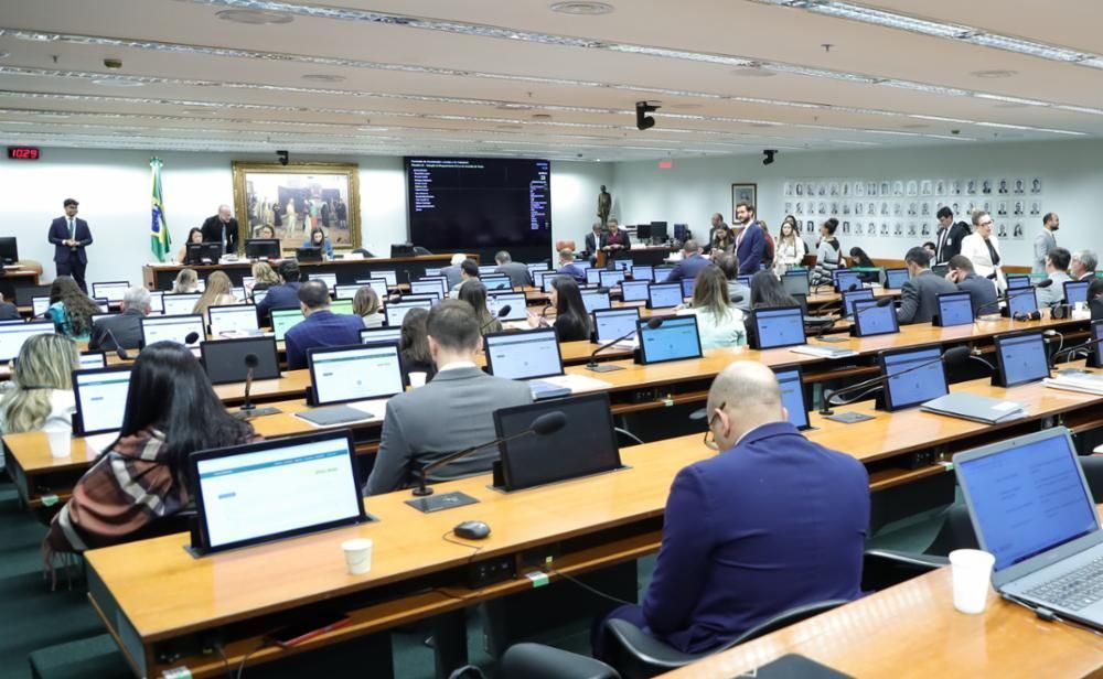 Comissão de Constituição e Justiça