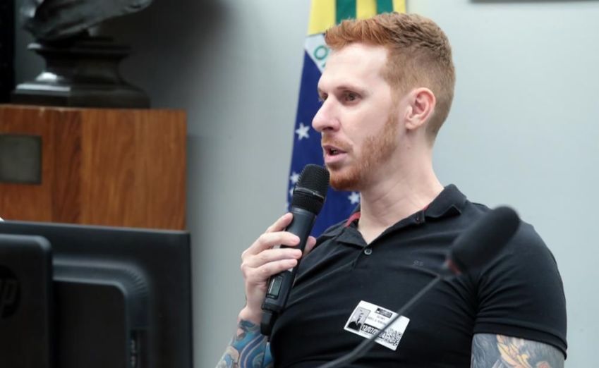 Para Igor César, decisão "representa uma união sem precedentes entre servidores na busca por justiça e por um ambiente de trabalho livre do assédio" / 12/07/2024 - Bruno Spada/Câmara dos Deputados