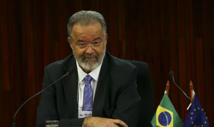 Raul Jungmann é velado em Brasília em cerimônia fechada