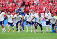Inglaterra acerta todos os pênaltis, vence Suíça e vai à semifinal da Eurocopa