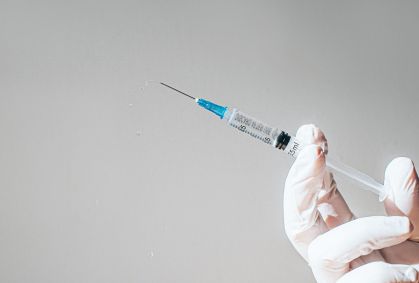 Como funciona a castração química? Entenda procedimento e efeitos