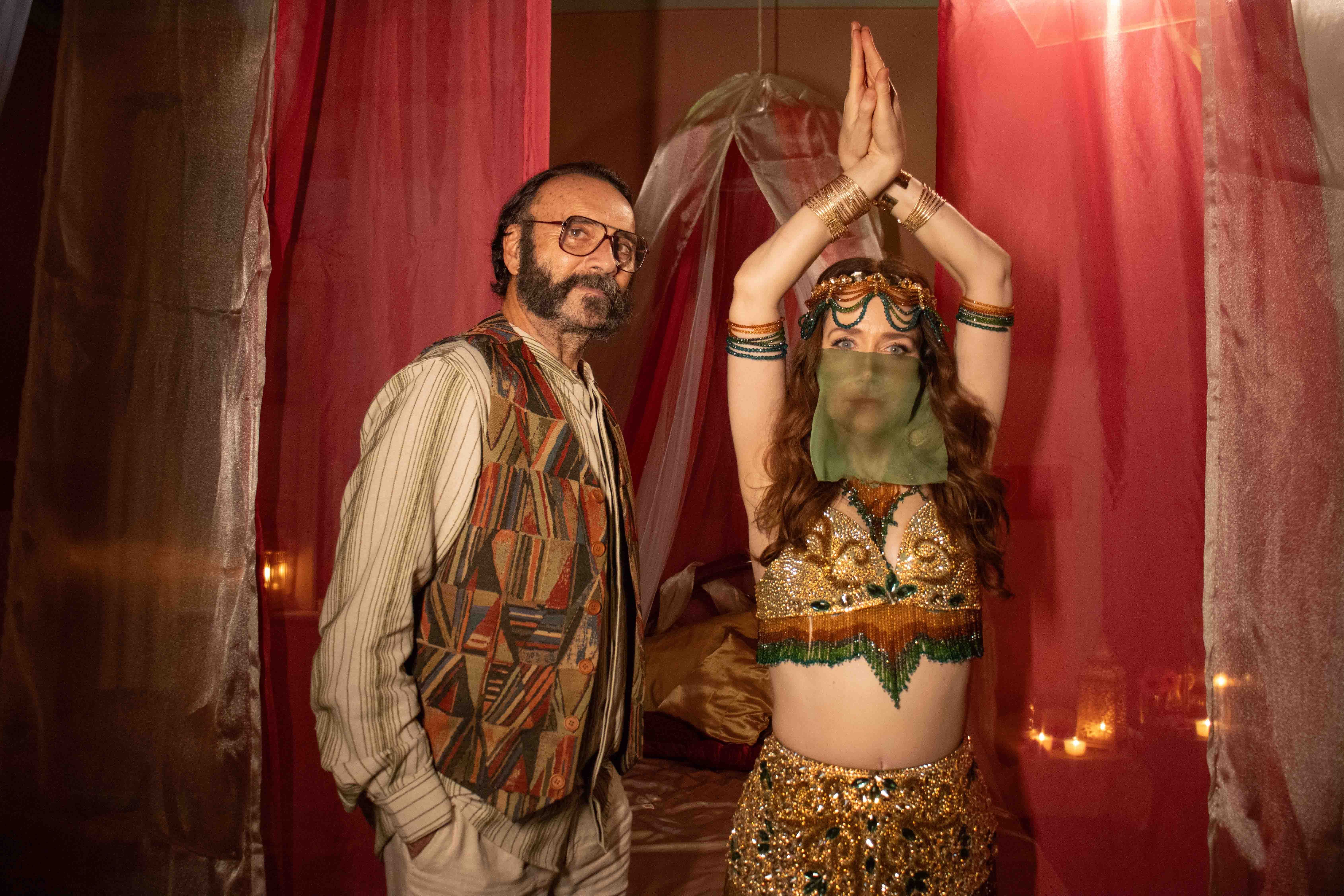 Rachid (Almir Sater) e Iolanda (Camila Morgado) se acertam em "Renascer" / Globo/ Beatriz Damy