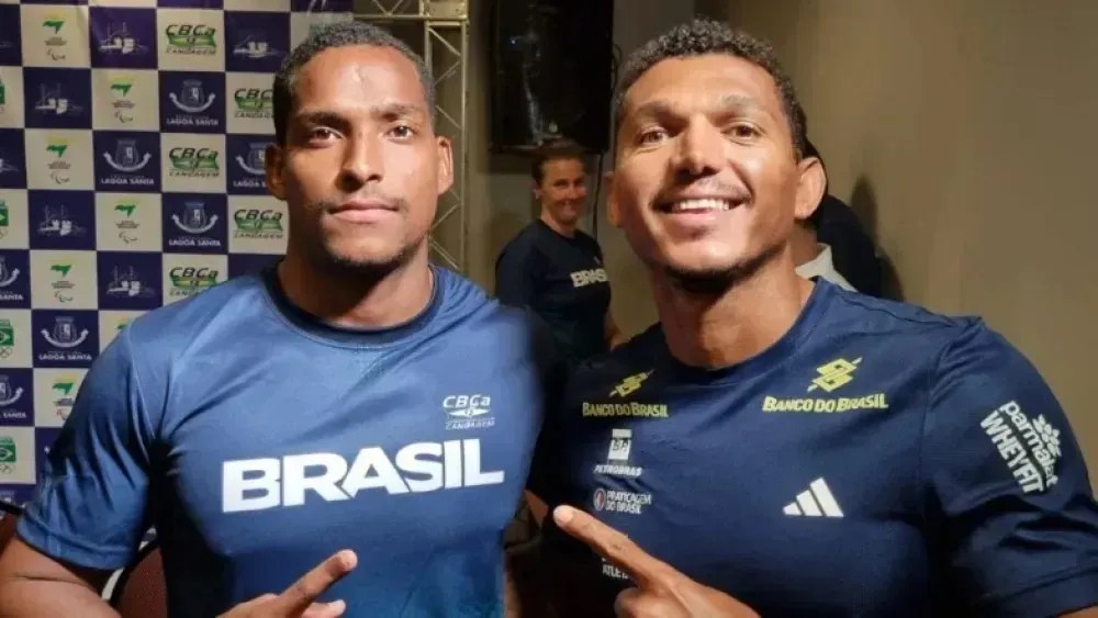 Em Paris, Isaquias (dir.) pode se tornar o maior medalhista brasileiro