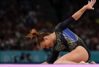 Jade Barbosa desenha collants da seleção brasileira de ginástica artística