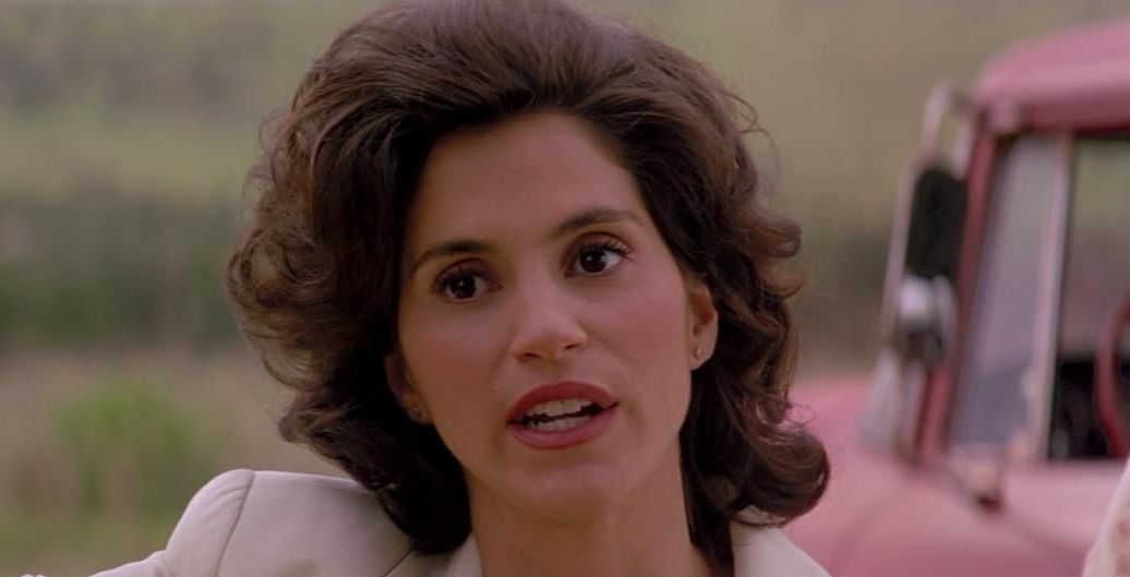 Jami Gertz como dra. Melissa Reeves em "Twister" / Divulgação