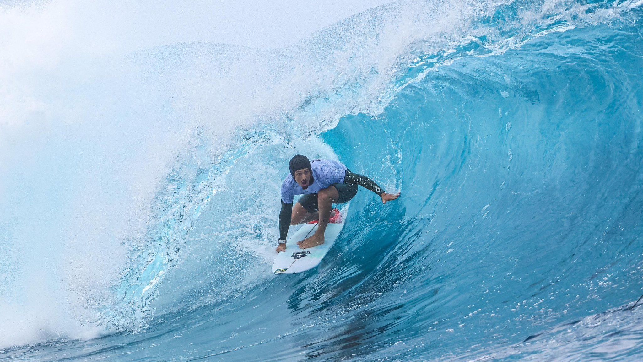 Chumbinho durante treinos no Taiti para os Jogos Olímpicos
