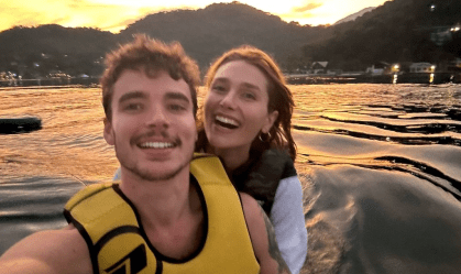 Marido de Sasha diz que tem estoque de teste de gravidez em casa