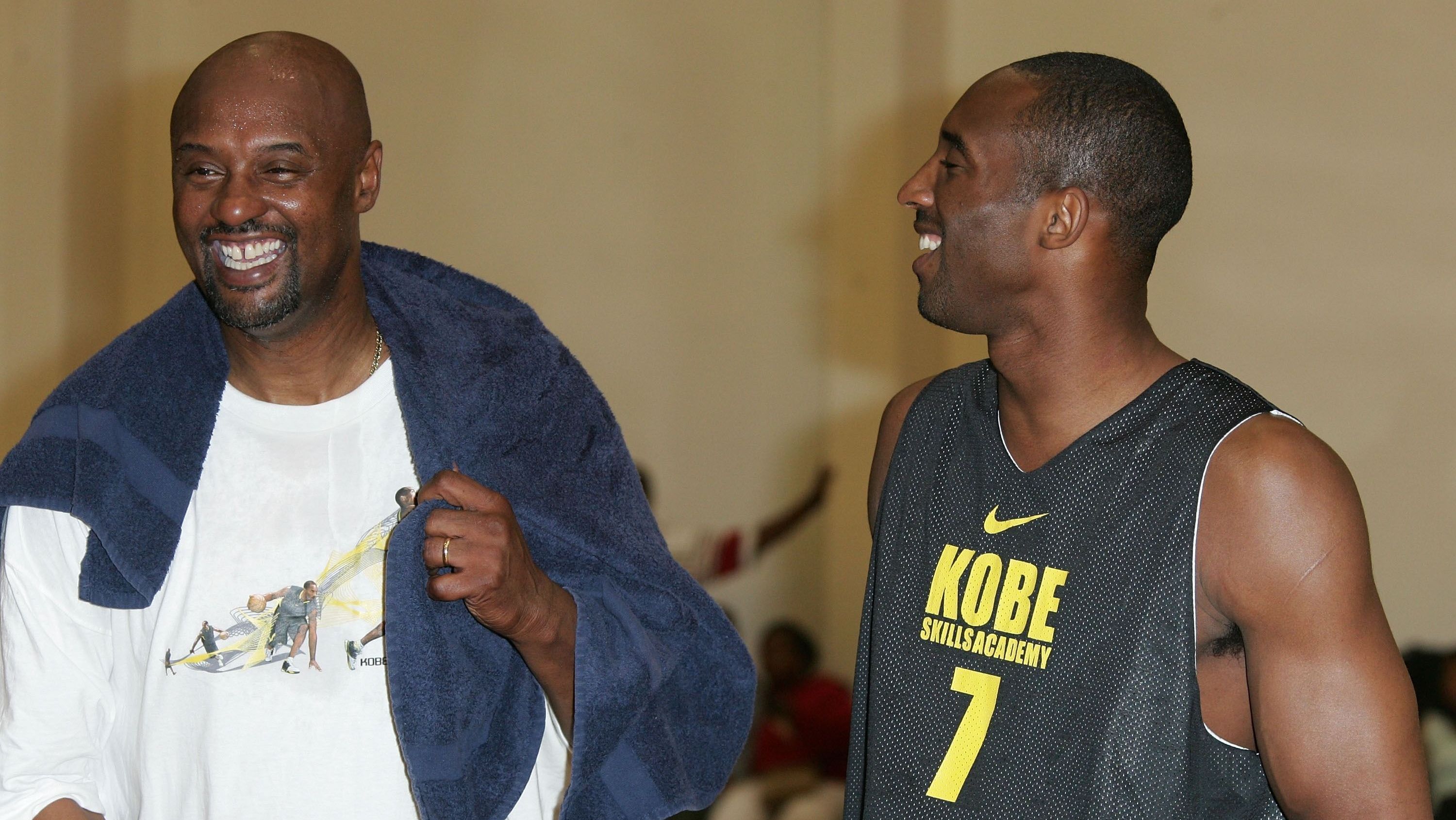 Pai de Kobe Bryant morre aos 69 anos | CNN Brasil