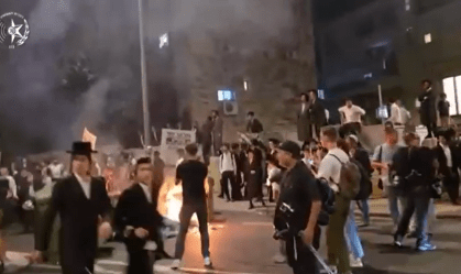 Israel: Judeus ultraortodoxos vão às ruas contra alistamento militar obrigatório