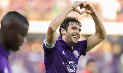 Kaká inaugura Hall da Fama do Orlando City e sugere homenagem a Marta