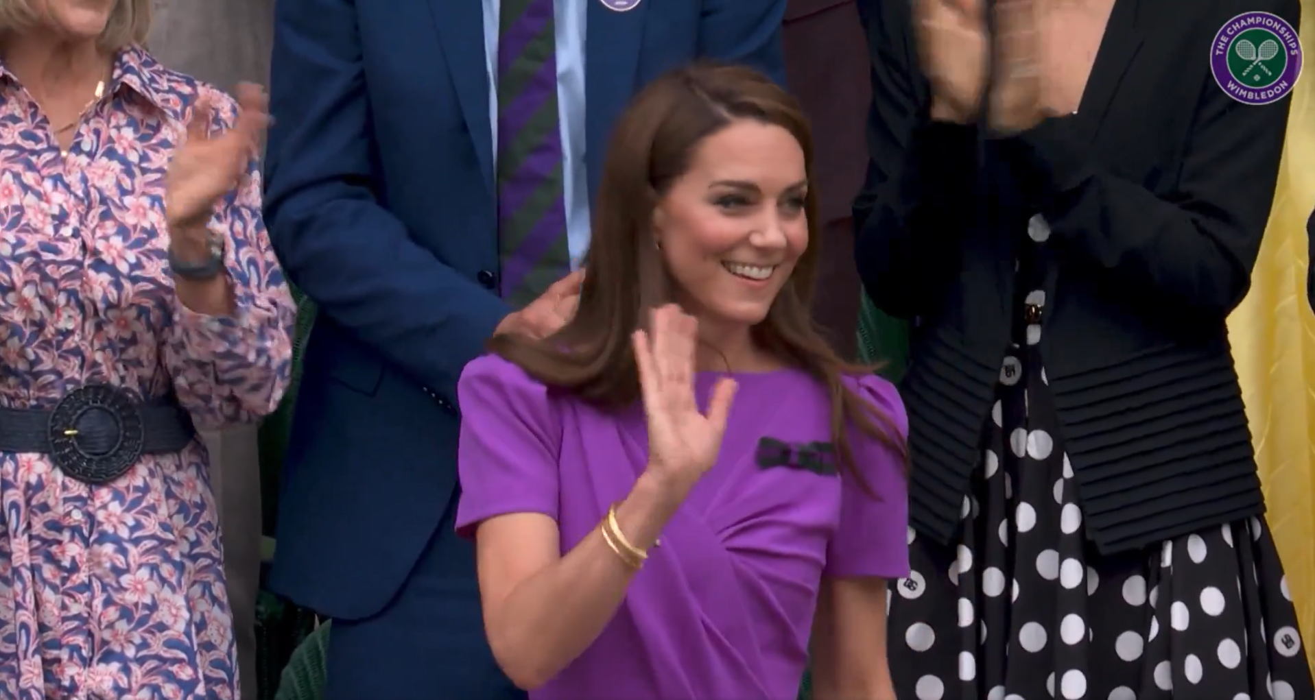 Kate Middleton faz segunda aparição pública e é ovacionada durante final do torneio de Wimbledon