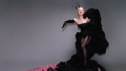 Lady Gaga colaborou com a Dior para criar o look que usou na abertura da Olimpíada de Paris