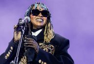 Web reage ao anúncio de Lauryn Hill no The Town: "Arte no aterro sanitário"
