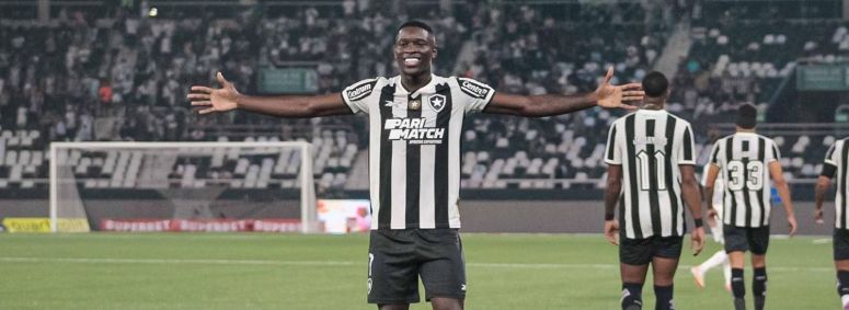 Luiz Henrique marcou o primeiro gol da vitória do Botafogo
