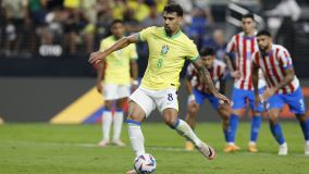 Lucas Paquetá na vitória por 4 a 1 do Brasil contra o Paraguai pela fase de grupos da Copa América