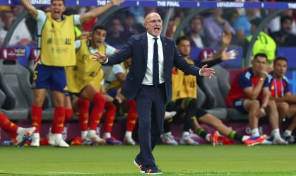 Técnico da Espanha, Luis de la Fuente renova contrato até 2028