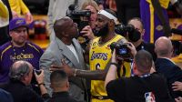 Magic Johnson: "LeBron torna os 76ers um dos melhores times da NBA"