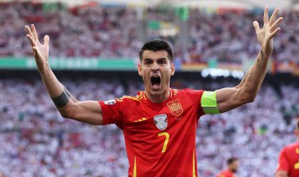 Capitão da Espanha, Morata confirma ida ao Milan: "Falta passar pelos exames"
