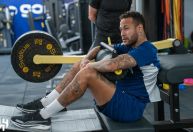 Neymar recebe visita especial durante treino do Al-Hilal; veja