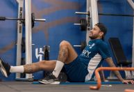 Neymar faz forte desabafo sobre lesão: "Tem dias que quero desistir"