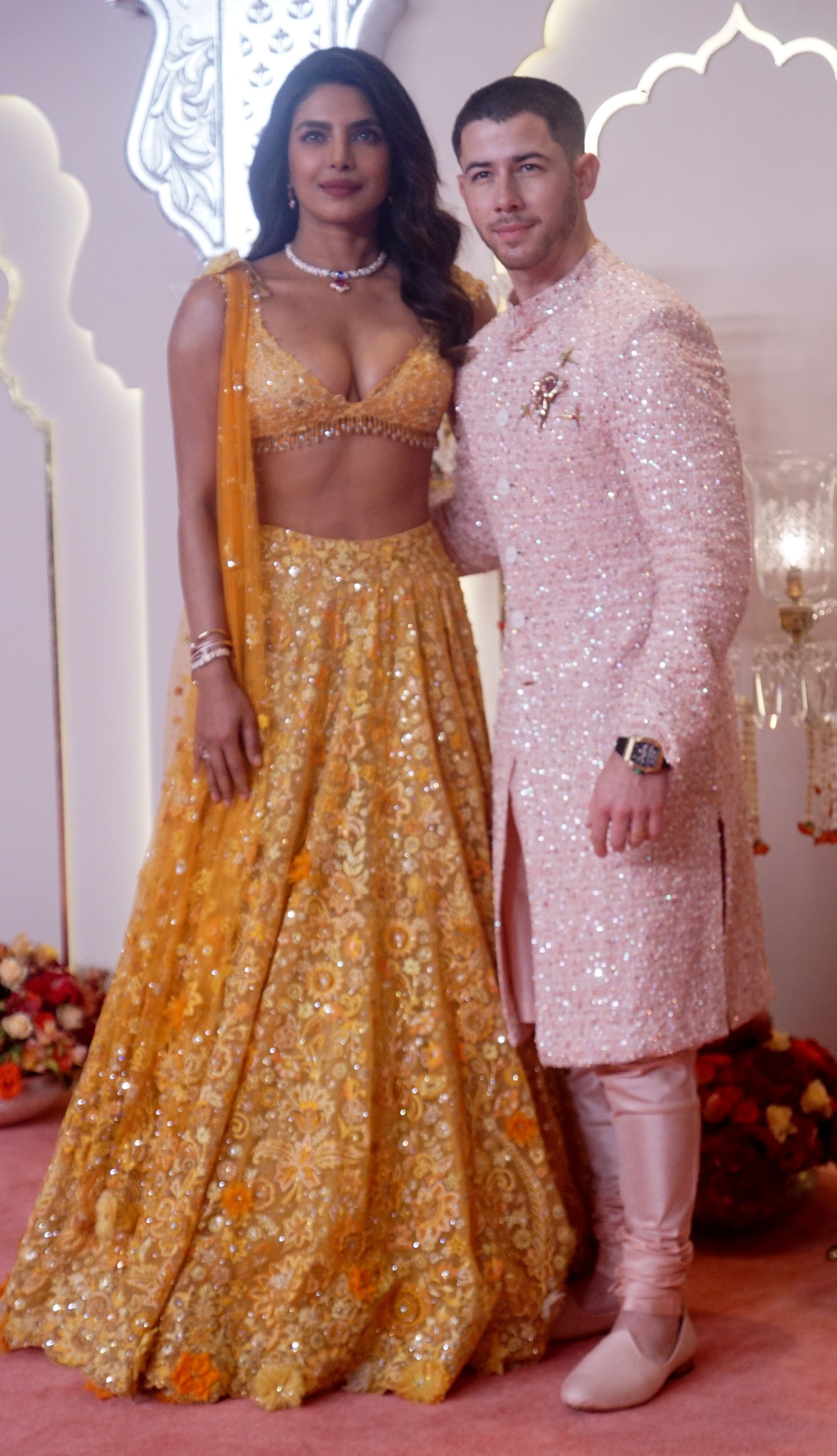 Nick Jonas celebra casamento de herdeiro indiano / Prodip Guha/Getty Images