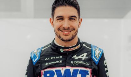 Esteban Ocon assina com a Haas