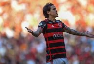 Fifa cobre salários de Pedro, do Flamengo, durante recuperação de lesão; entenda