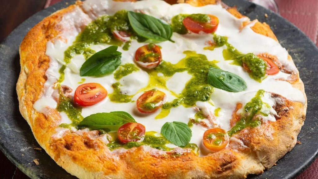 Pizza Burrata da rede Vino! / Gladstone Campos