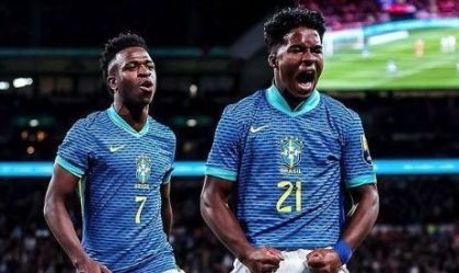 Endrick faz publicação em apoio a Vini Jr: "Não pare nunca"