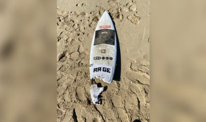 Perna decepada de surfista aparece em praia após ataque de tubarão na Austrália