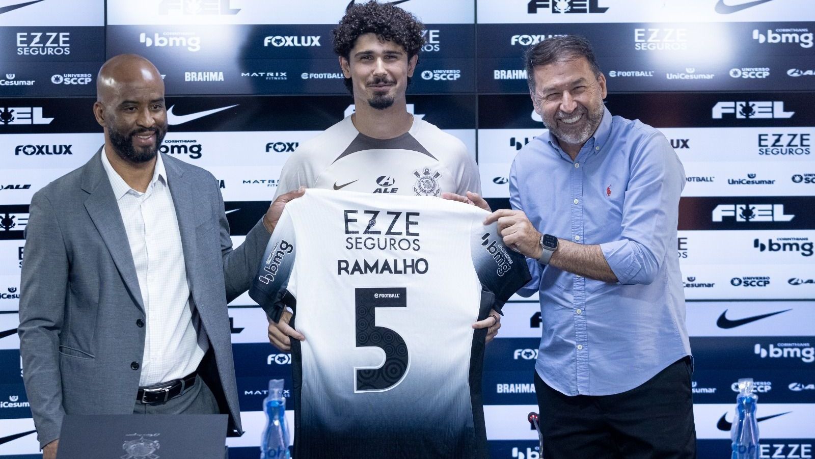 André Ramalho foi apresentado no Corinthians