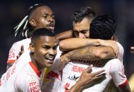 Em prévia da Copa do Brasil, Red Bull Bragantino vence Athletico-PR no Brasileiro
