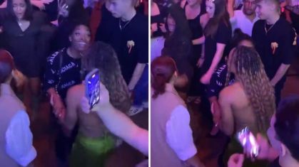 Rebeca Andrade e Simone Biles durante festa de comemoração do Mundial de Ginástica de 2023