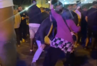 Associação defende mulher que imitou macaco em festa no RJ