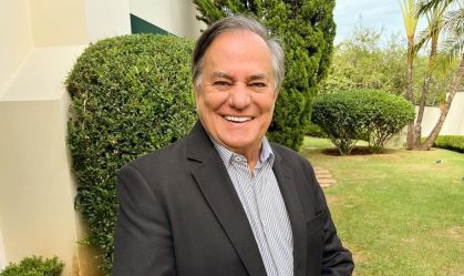 Ronnie Von é dono do hit "A Banda", composto por Carlos Imperial