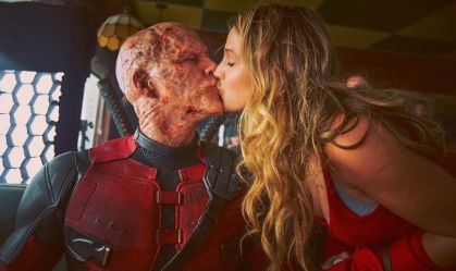 O beijo nos bastidores de Deadpool e Wolverine