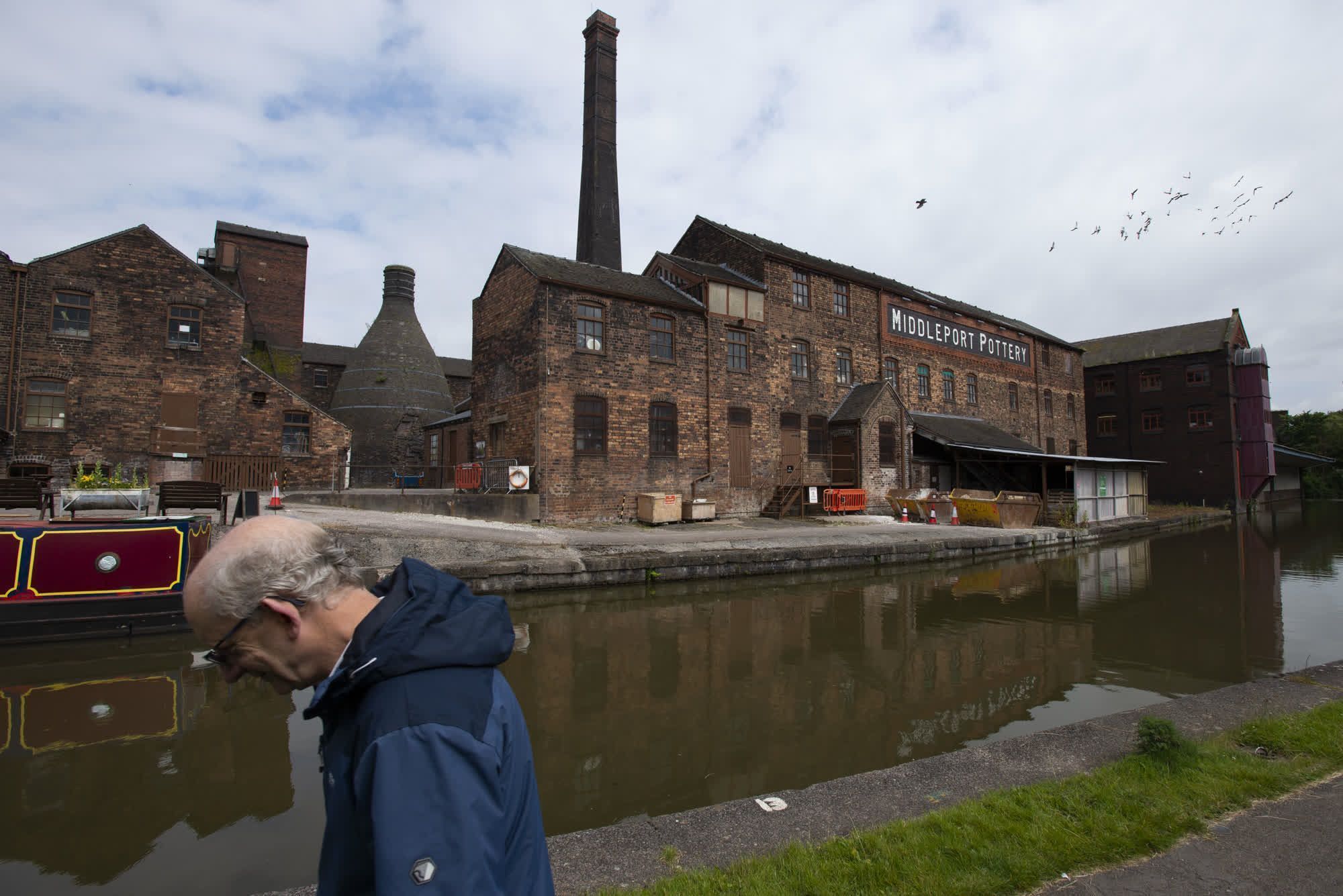 A olaria Middleport tem vista para o Canal Trent e Mersey, na Inglaterra / Sarah Tilotta/CNN