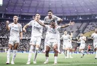 Com um a menos, Santos vence o Ceará e assume a liderança da Série B