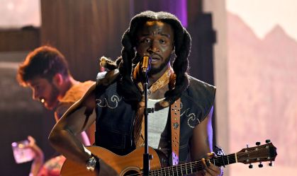 Shaboozey cantou no BET Awards de 2024, em Los Angeles