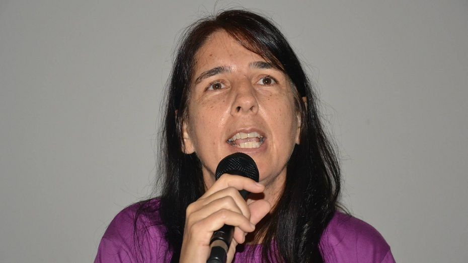 A pré-candidata à prefeitura de Recife, Simone Fontana (PSTU)
