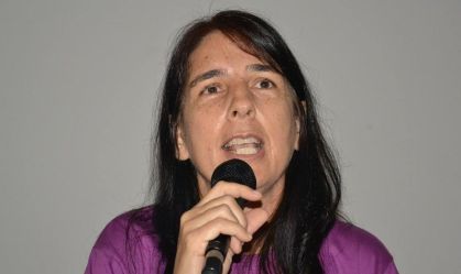 Quem é Simone Fontana, candidata do PSTU a prefeita do Recife