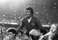 Morre Tobias, goleiro do Corinthians no título de 1977, aos 75 anos