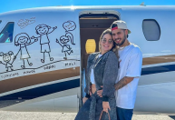 Jatinho, colar e roupa: relembre presentes milionários de Virginia e Zé Felipe