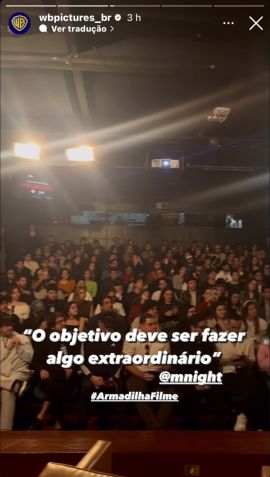 M. Night Shyamalan está no Brasil para promover o filme "Armadilha" / Instagram/Warner Bros. Pictures Brasil